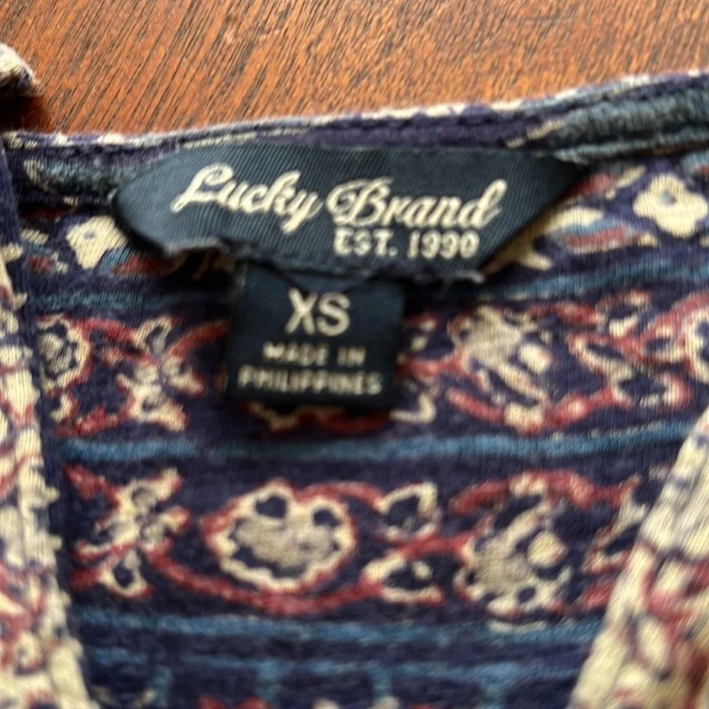 Lucky Brand Red, Blues, and off-white Boho Top Sz XS - Picture 4 of 4